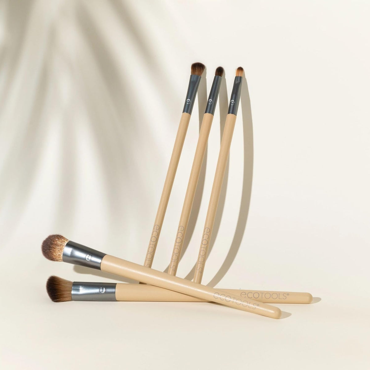 EcoTools Daily Defined Eye Brush Kit, Makeup Brushes, 5 Piece Set | Eye brushes for liquid, powder, and cream eyeshadow and eyeliner application, synthetic hair, cruelty-free
