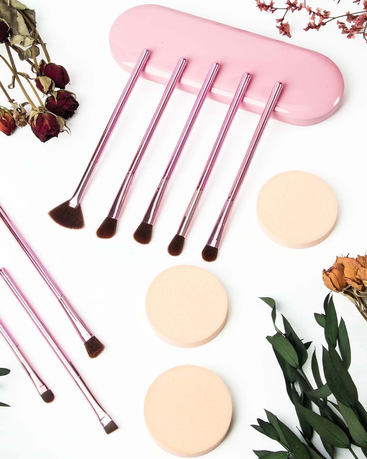 8Pcs Makeup Brushes Set Premium Eyeshadow 3 Puffs Pink Case 12 in 1