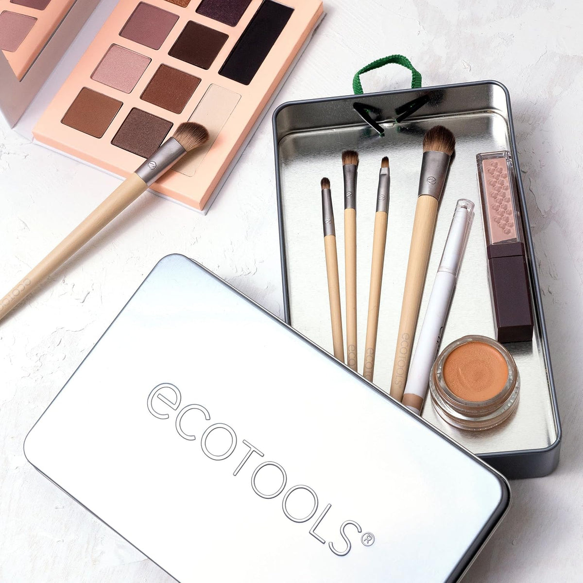 EcoTools Daily Defined Eye Brush Kit, Makeup Brushes, 5 Piece Set | Eye brushes for liquid, powder, and cream eyeshadow and eyeliner application, synthetic hair, cruelty-free