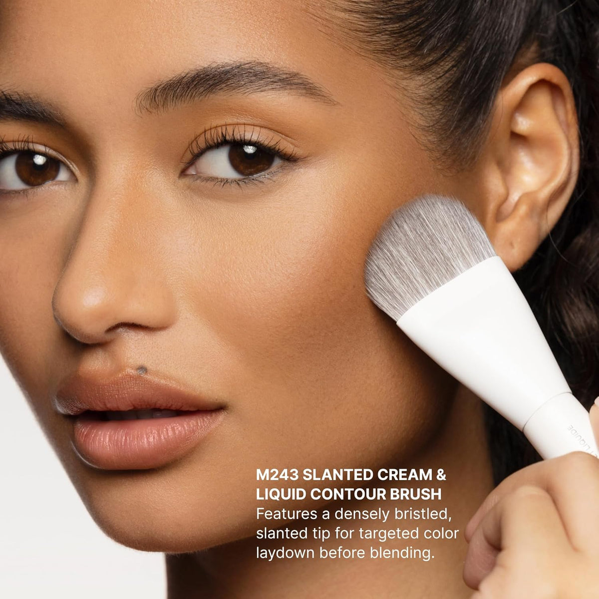 MORPHE M243 Slanted Cream & Liquid Contour Brush (1 Count)